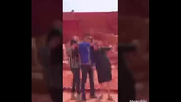 Anh Top pha chế Highlands cofee đụ bot ko bao v&igrave; qu&aacute; nứng bắn tinh v&agrave;o lỗ