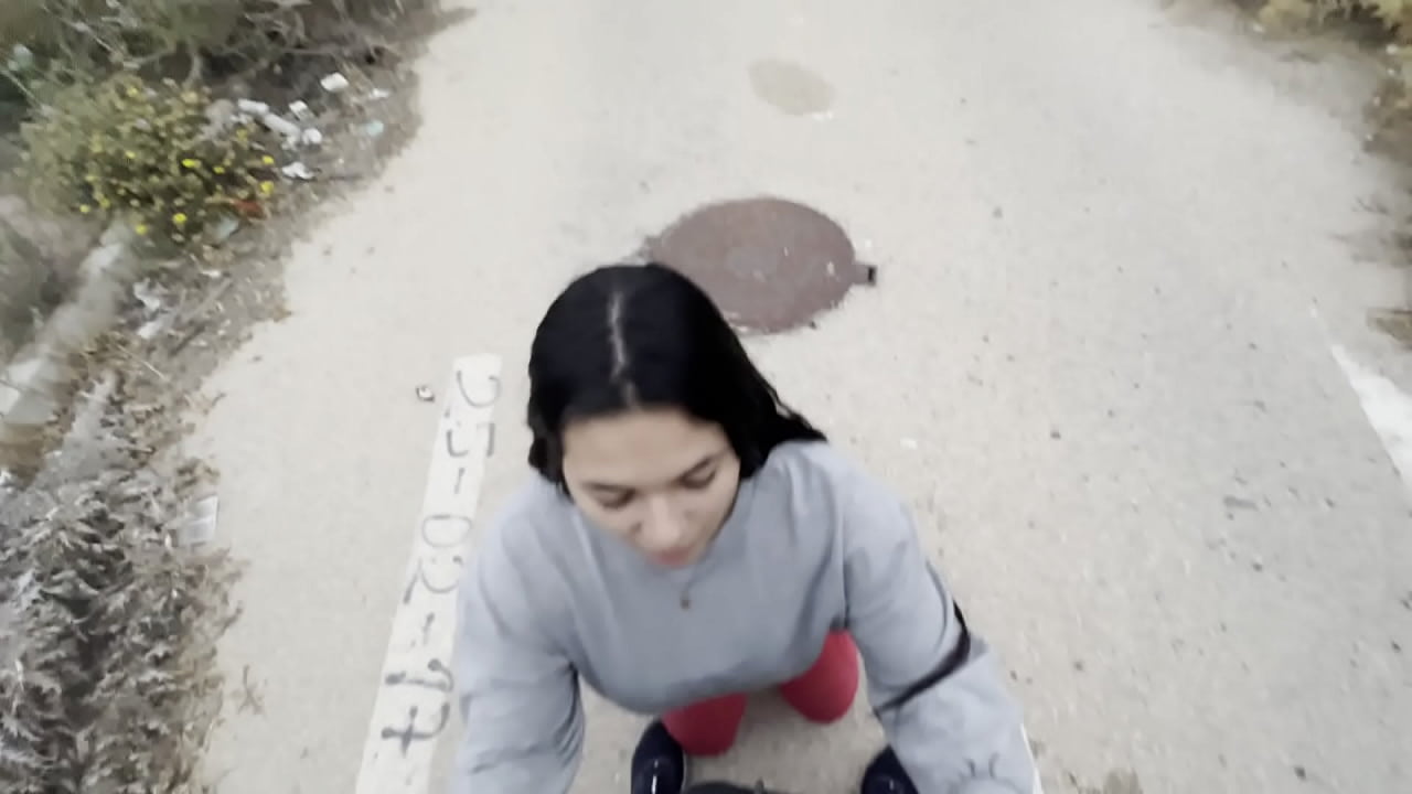 Me la chupa una puta del pol&iacute;gono por 200 euros