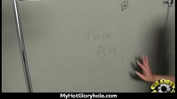 Ebony backs her booty all the way to the gloryhole 1