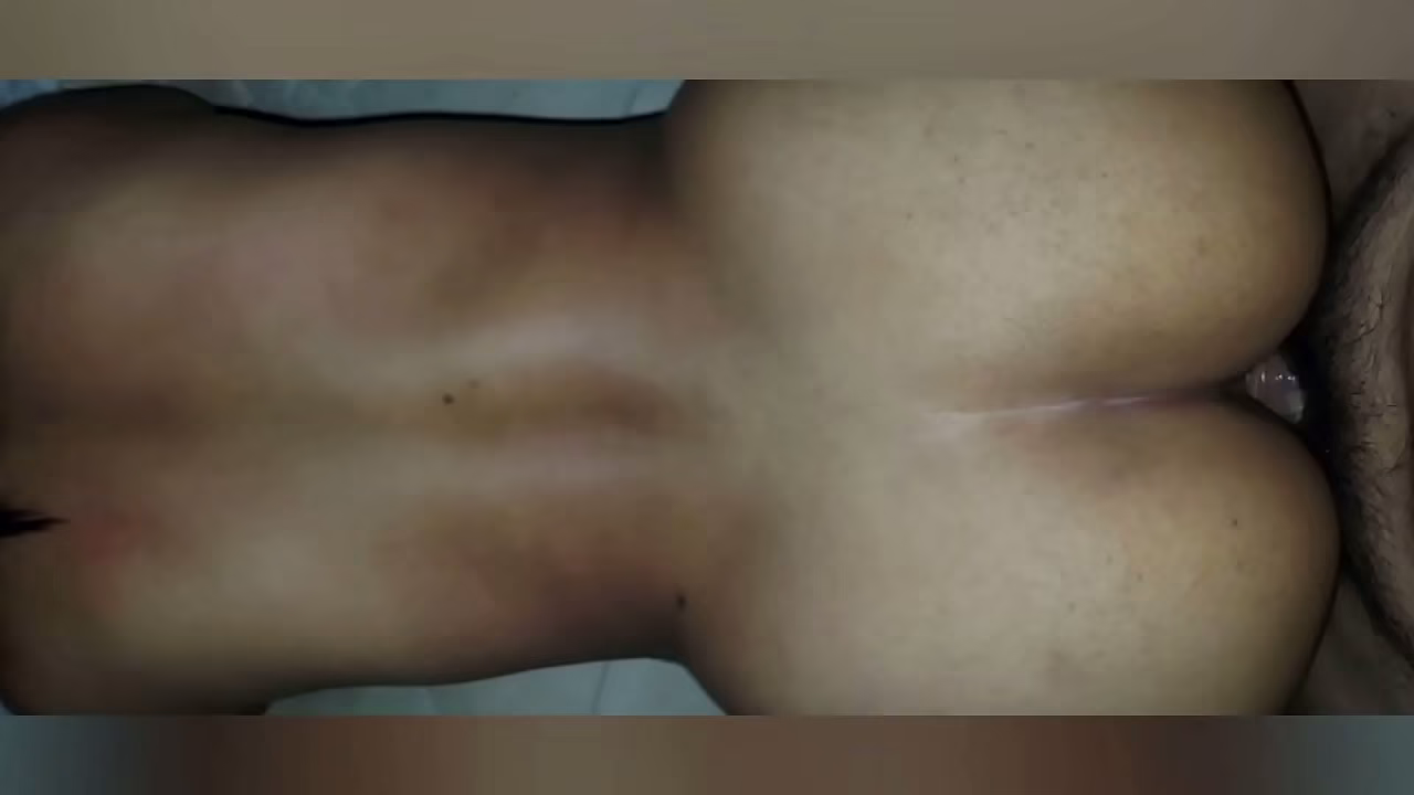 Cogeme pronto, porque mi hijo va a llegar del colegio, madre soltera dando el culo por ayuda economica!! Cogiendo a una Mam&aacute; soltera