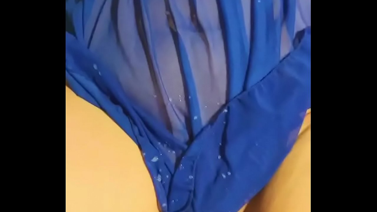 Down ass wife s. selfies and gets cumshot