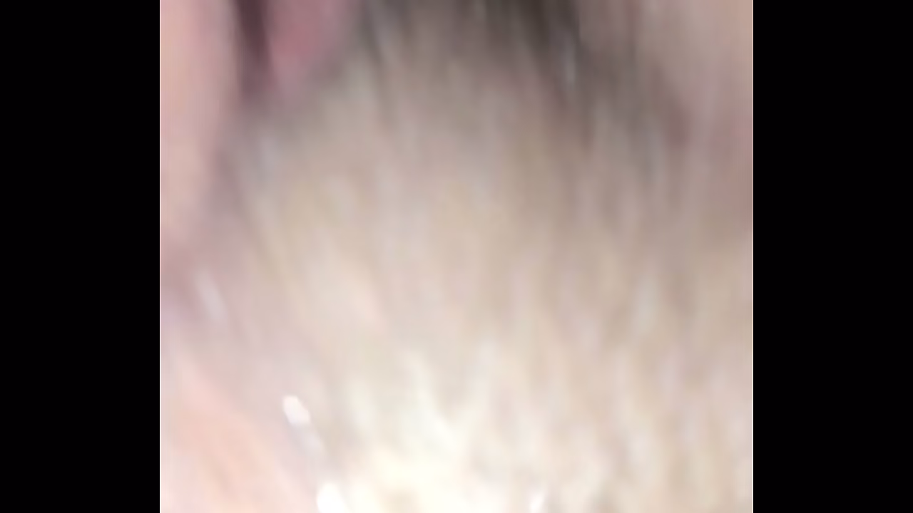 free Nikatsu and a big cock test a BDSM guillotine chair in a motel room