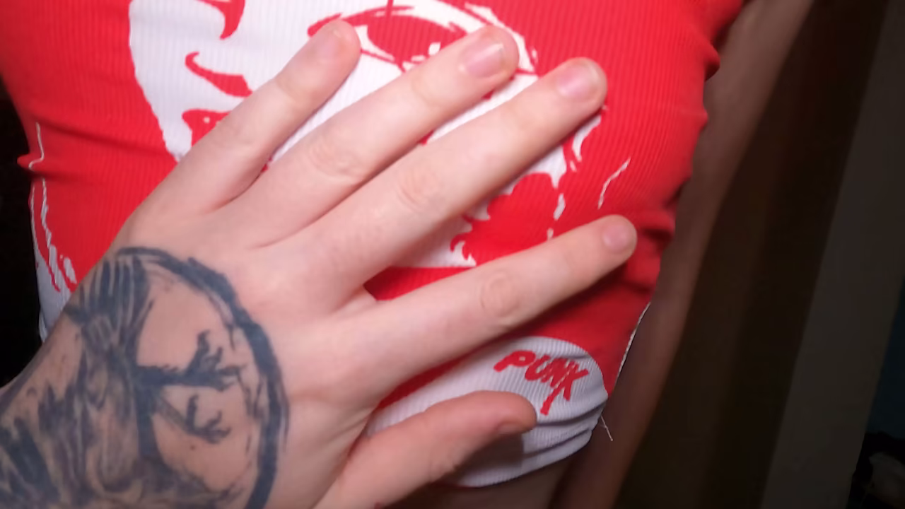 Step sister gets fucked in a sexy T-shirt! SHORT VERSION