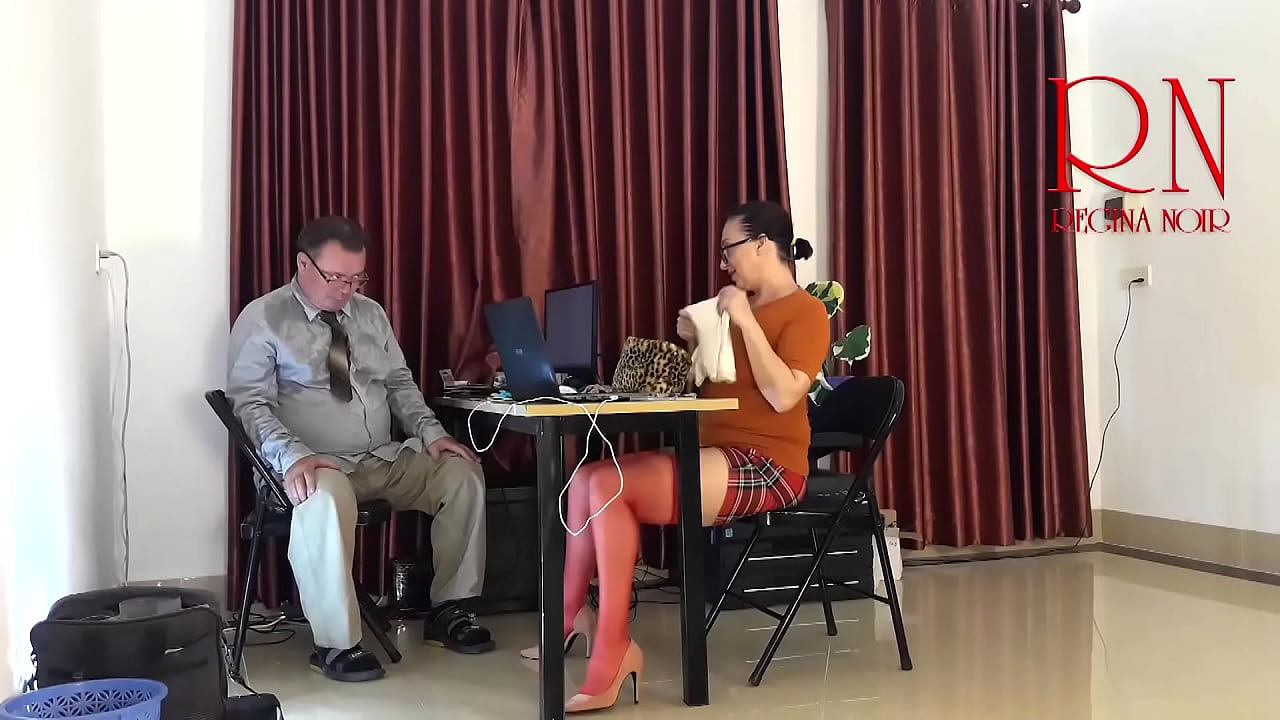 Monday in the office. Employee without panties. Tease, lick pussy, suck dick in the office. Naughty office. c11