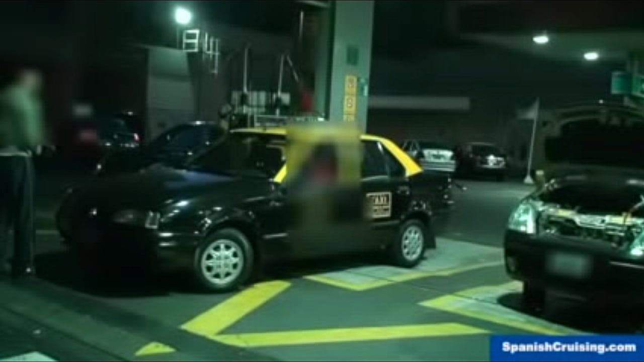 Le chupan la pija a un Taxista