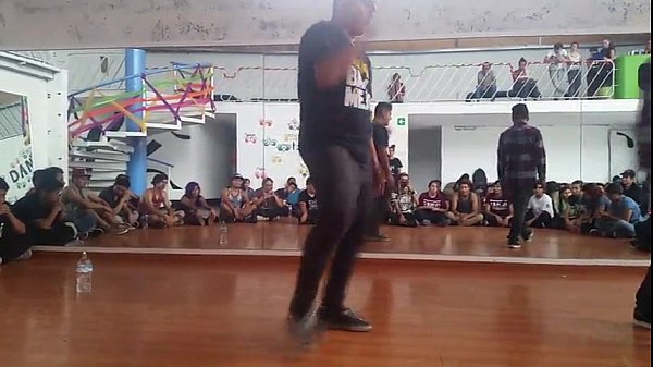 Jackson vs Elio (Laboratorio)