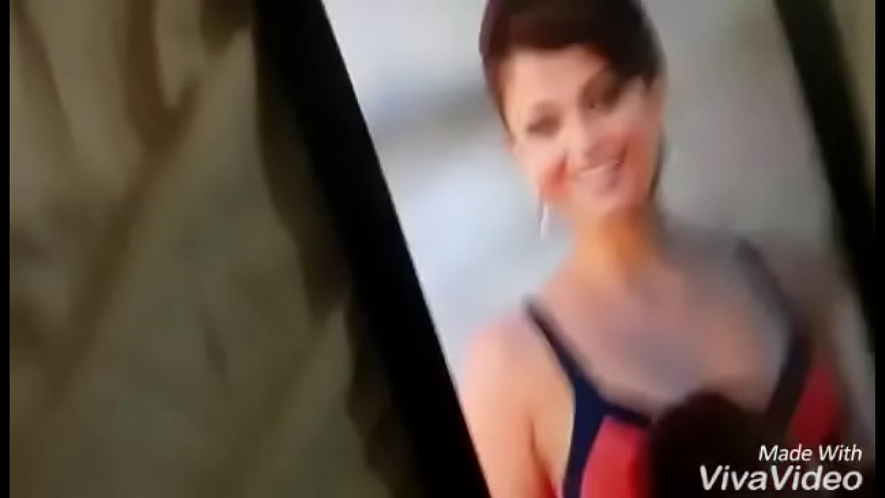 Dick-cream tribute to Bollywood babe