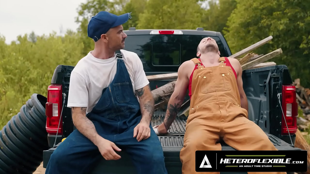 Straight Studs Go Wild In The Open Air