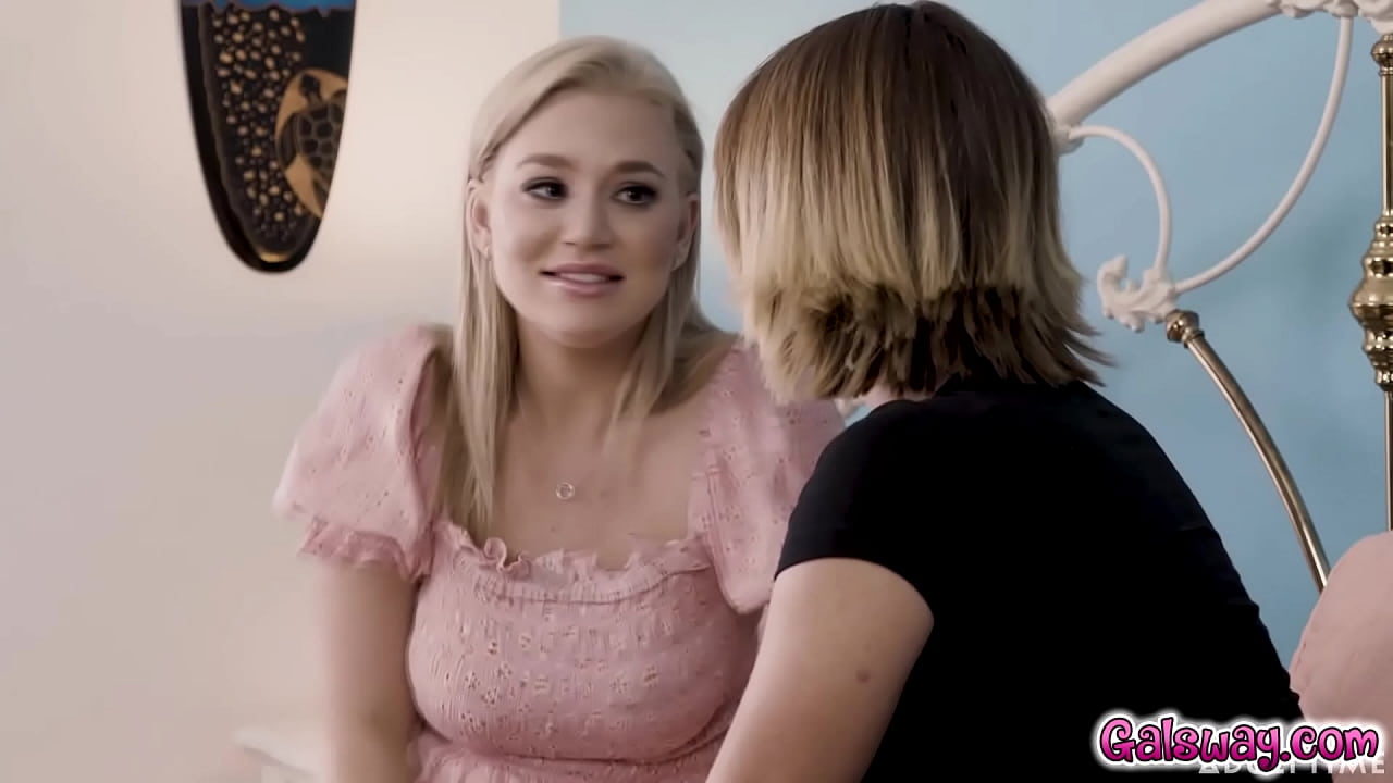 I can totally see why everyone love Gabbie Carter!!