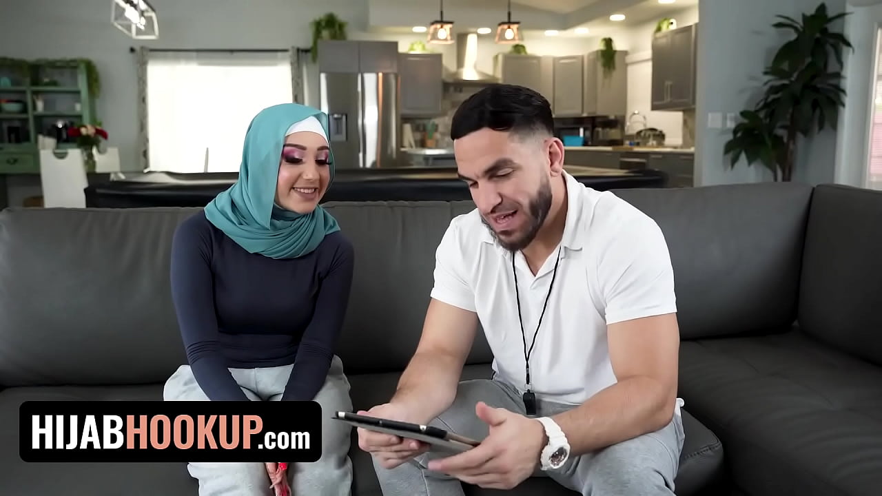 Hijab Hookup - Teen Muslim Soccer Girl Proves Her Perv Coach She Can Handle All Kind Of Balls