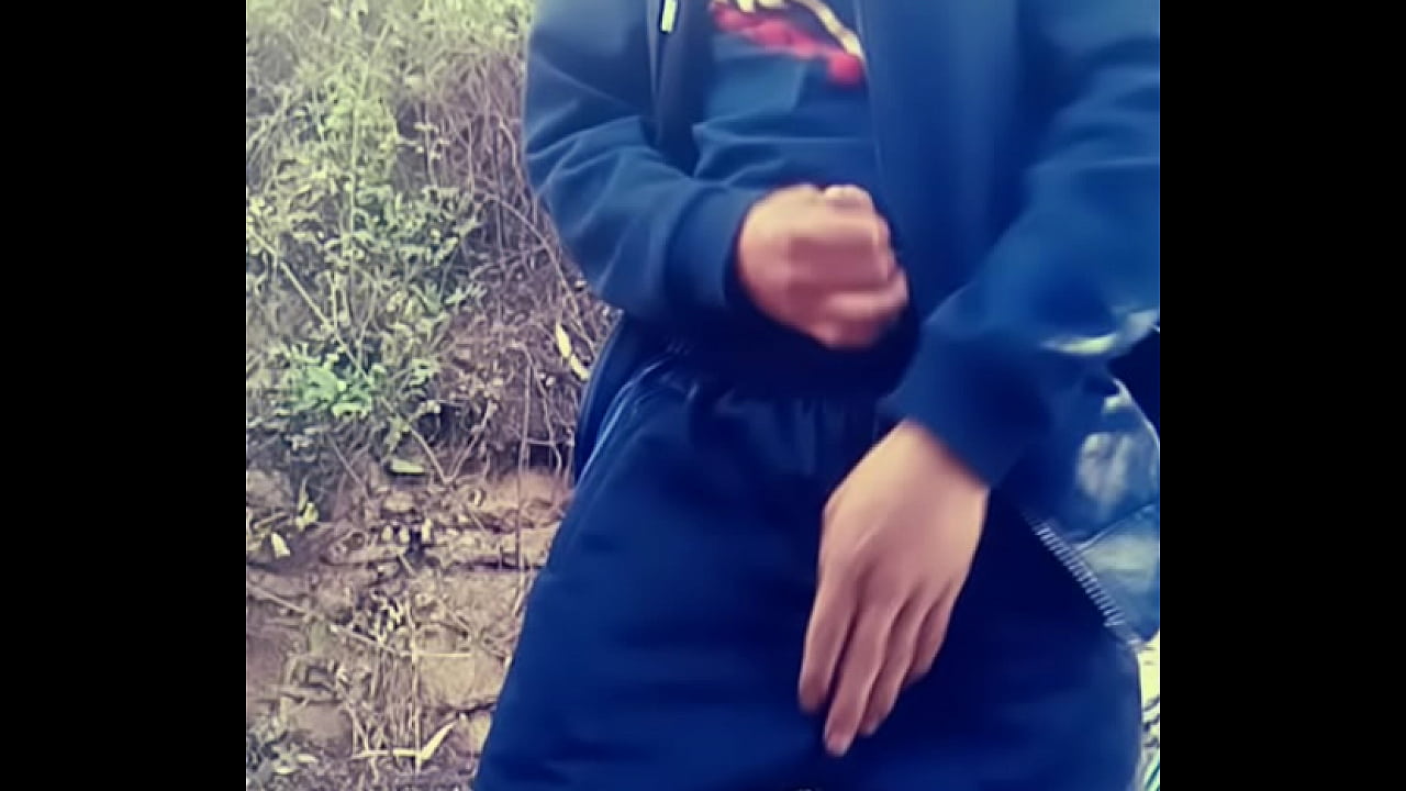 escuche gemidos de las mujeres