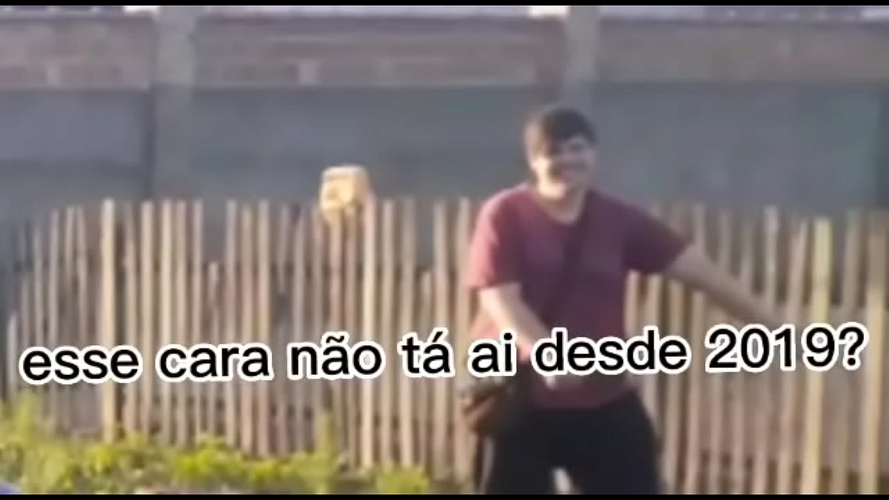 Autistinha tesudo fodendo com o anarcocaptalismo