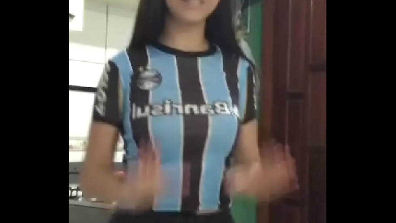 Gatinha rebolando
