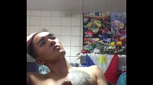 Anh trai xăm h&igrave;nh