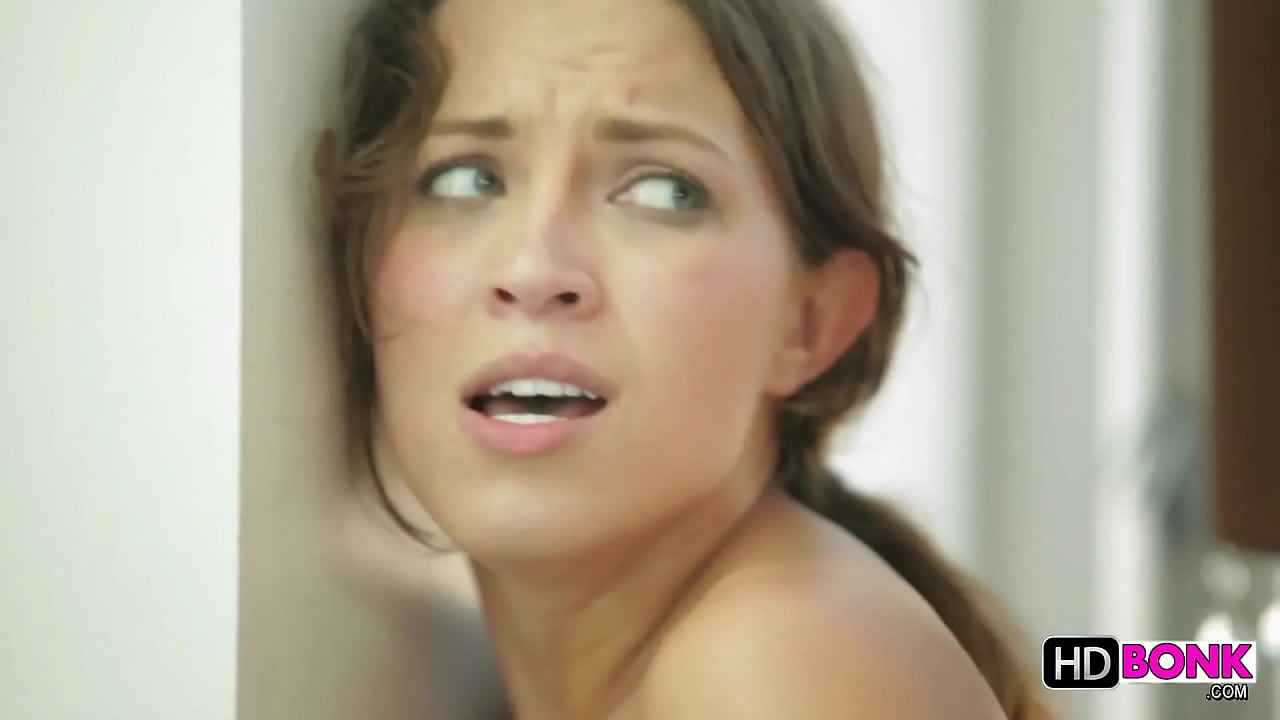 Exquisite girl banged in HD