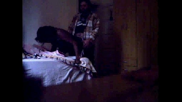 Fodendo a Mulatinha Sapeca de quatro bem a.