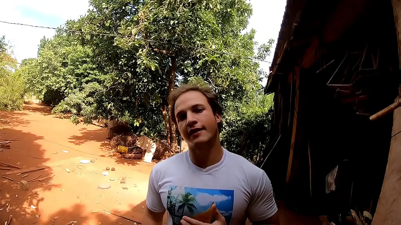 v&iacute;deo onde mostro meu treino em casa e falo um pouco quem sou eu