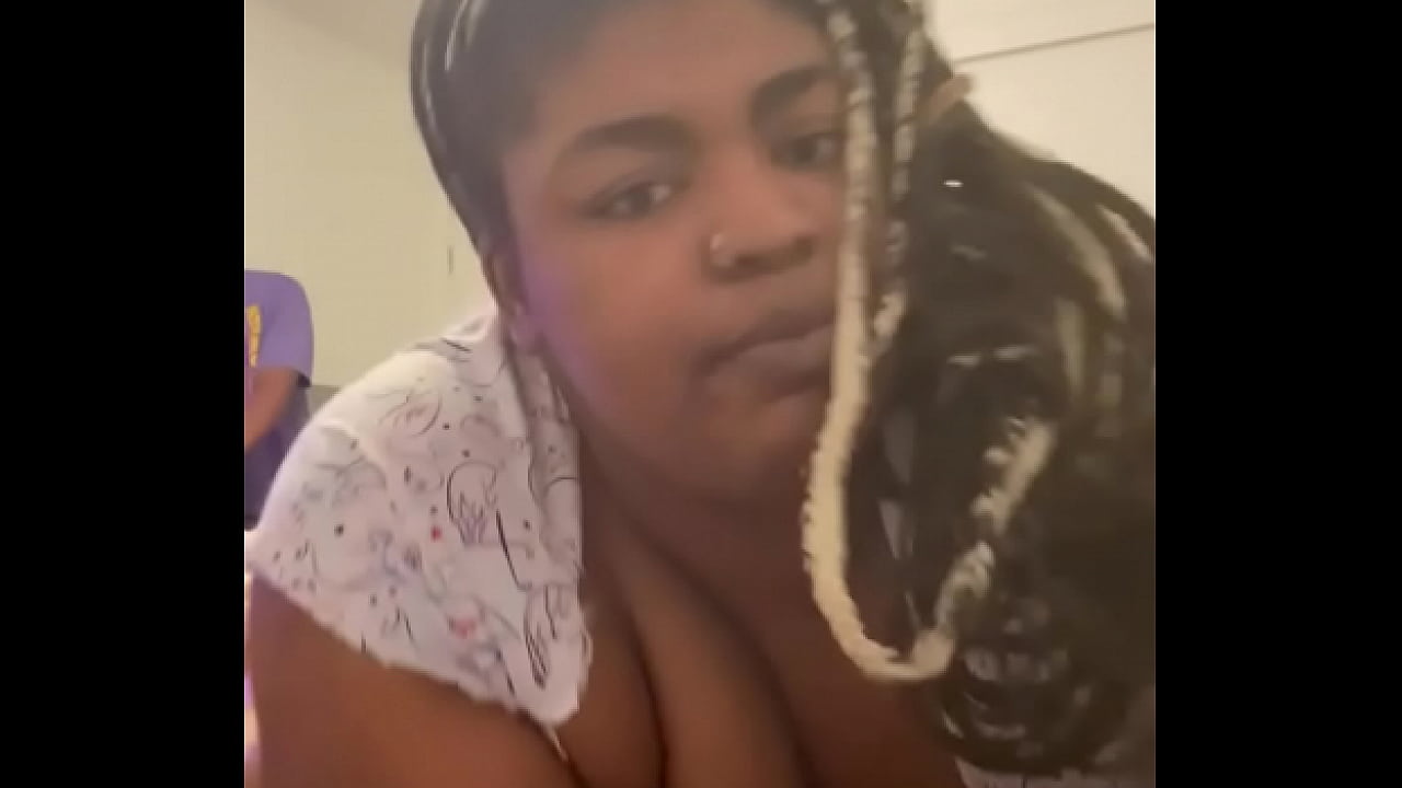 Getting my preggo pussy beat