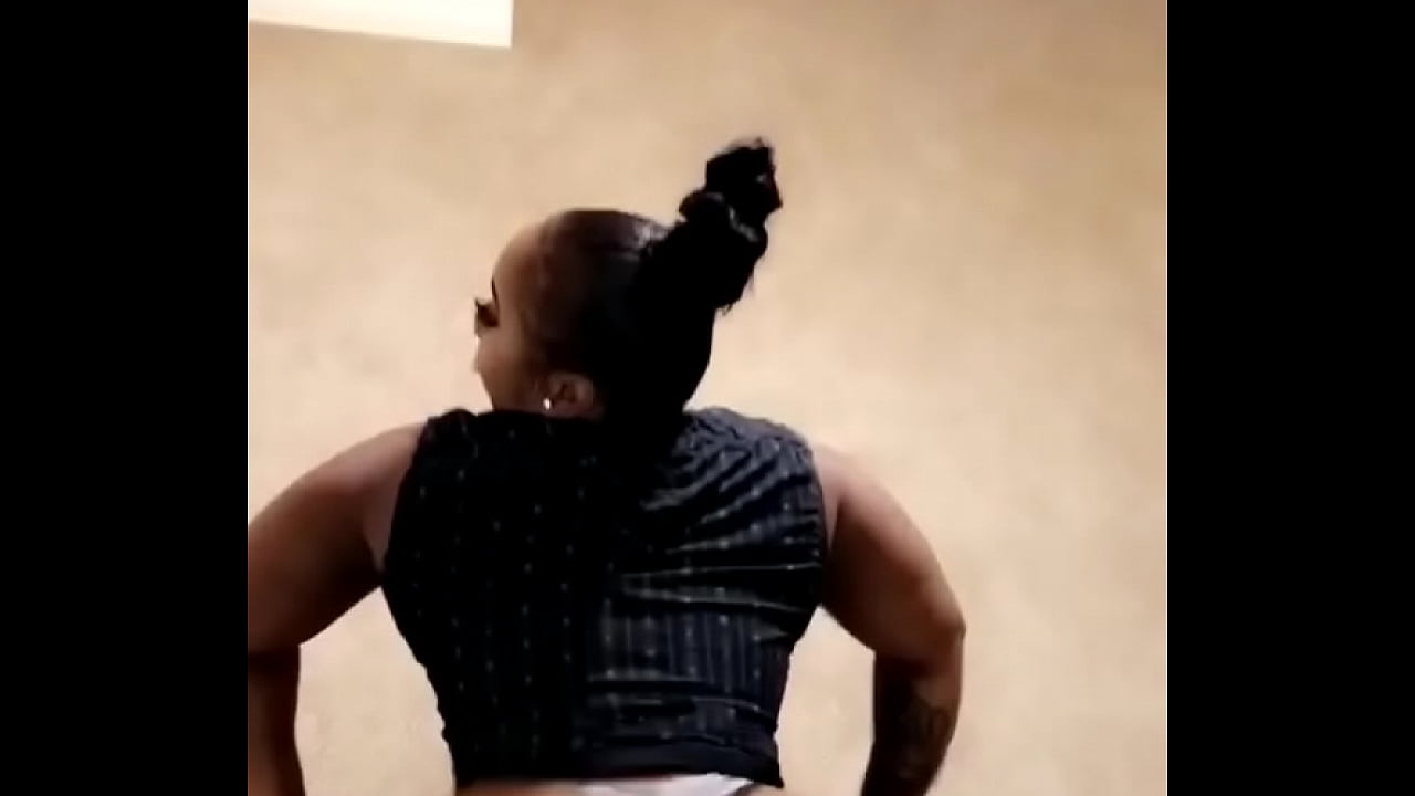 malibu pussy in black panties