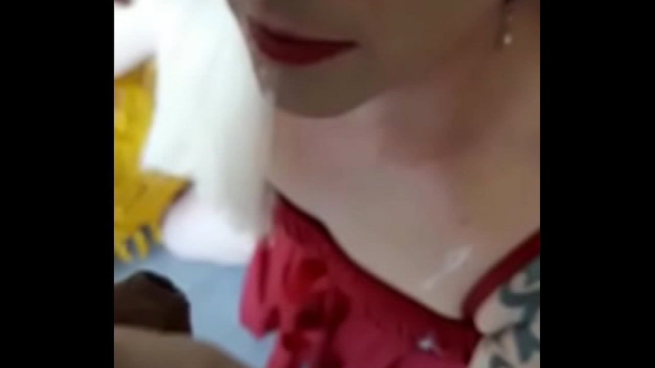 Adoro engolir a porra do meu sobrinho!!