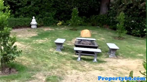 Asian realtor facialized after sloppy blowjob