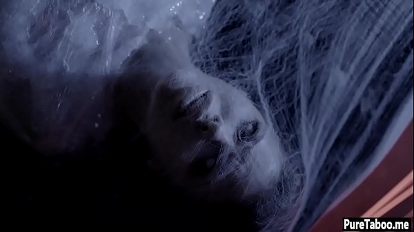 Girlfriend teen and her boyfriend got fucked in the intergalactic sex