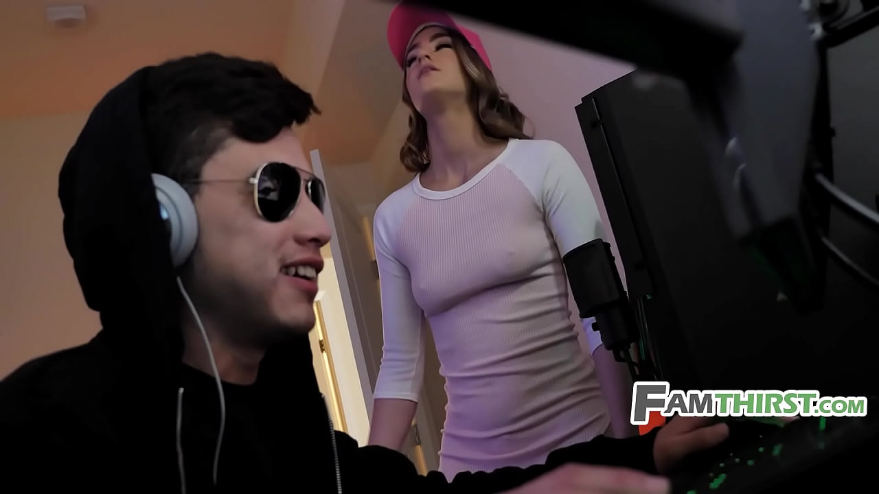 Gamer Stepbro Shoves His Pole Deep Inside Me