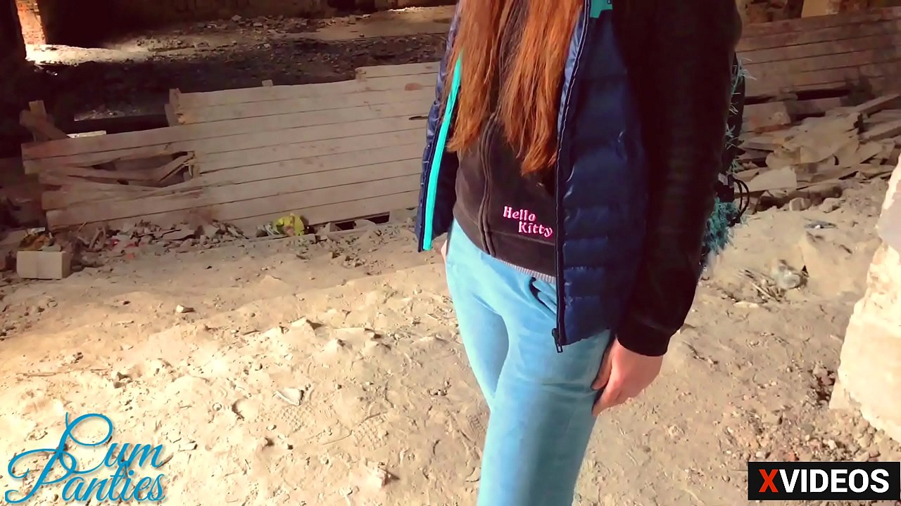 КОНЧИЛ МНЕ В ТРУСИКИ В СТАРОЙ УСАДЬБЕ