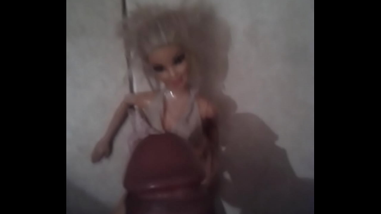 Polvazo en barbie #1