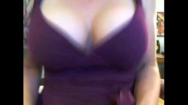 Big boobs shaking - horny webcam slut
