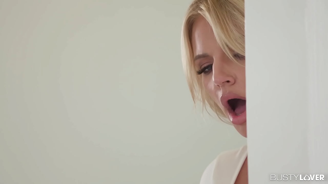 Surfer's Veiny Cock Does Perfect Job for Rachael Cavalli Trimmed Pussy