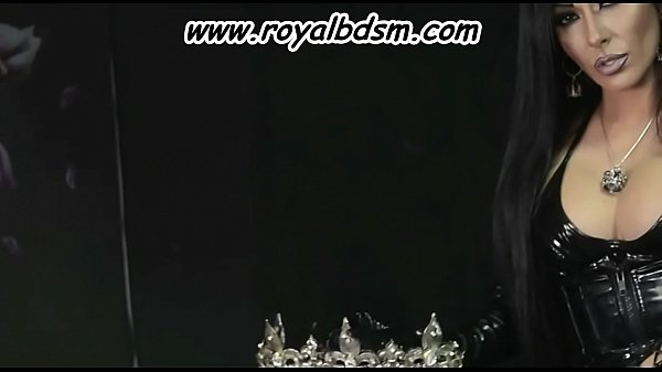 Find Mistress Kennya on royalbdsm