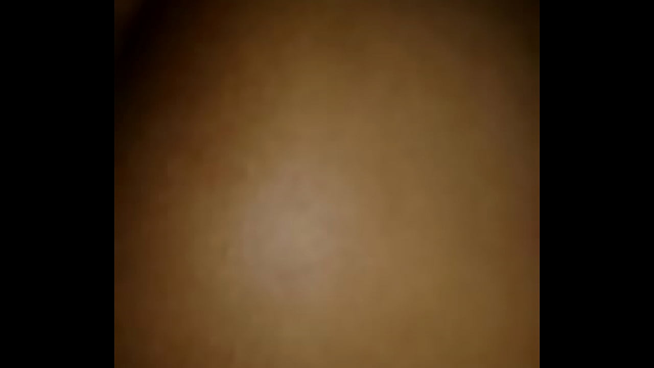 N&atilde;o aguentou e gozou