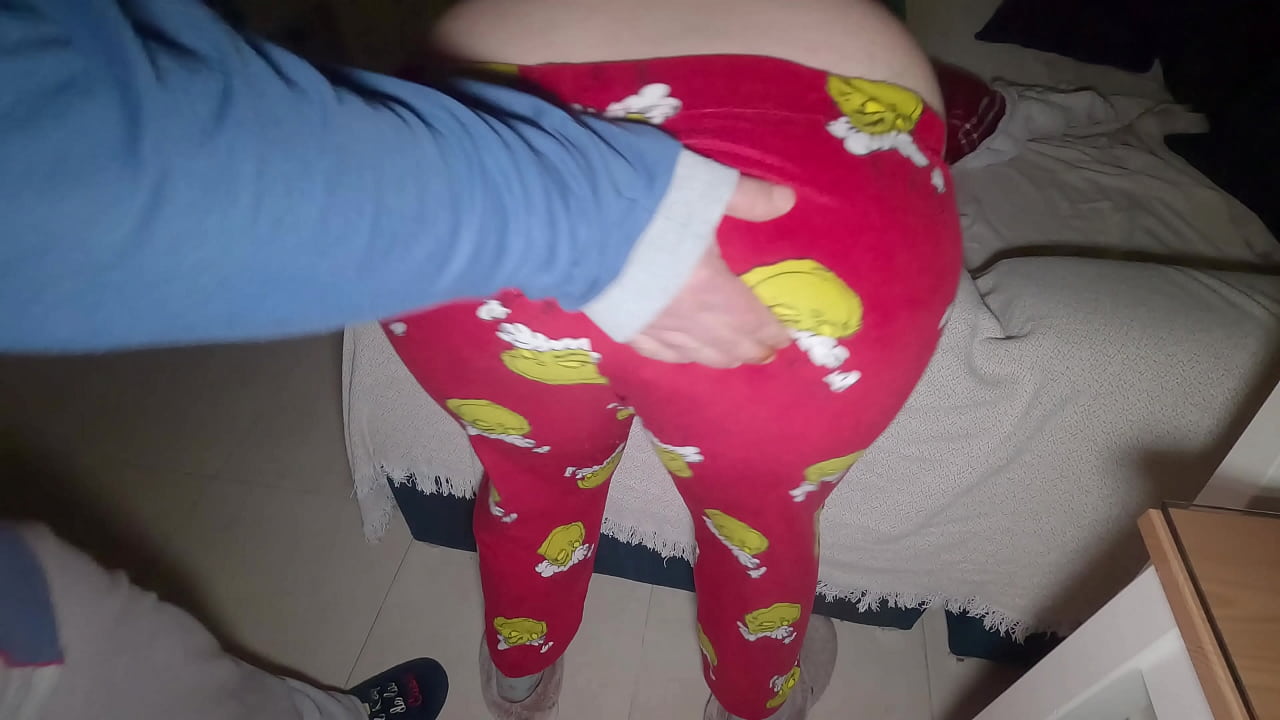 Stepmom big ass fucked hard and cum in mouth