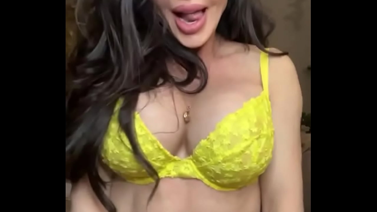 Feeling dainty in my sunshine-yellow lace lingerie! ?? It's like a little touch of happy for everyday moments.