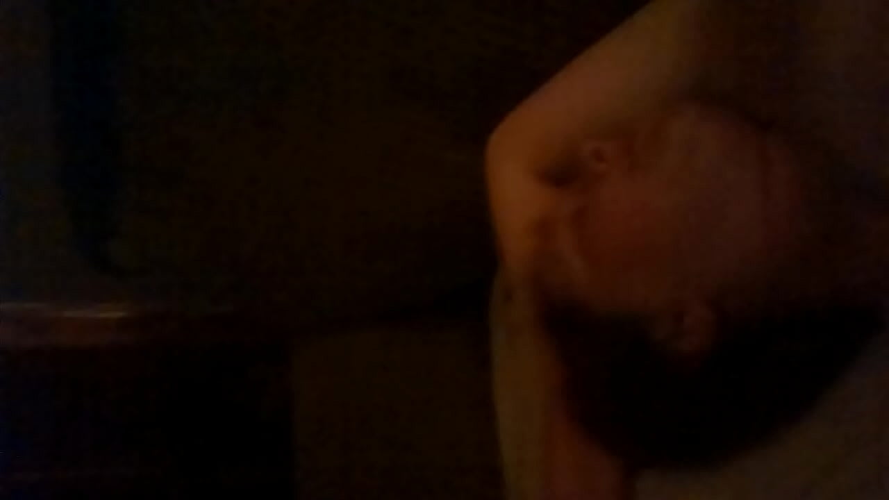 busty wife sucks dick