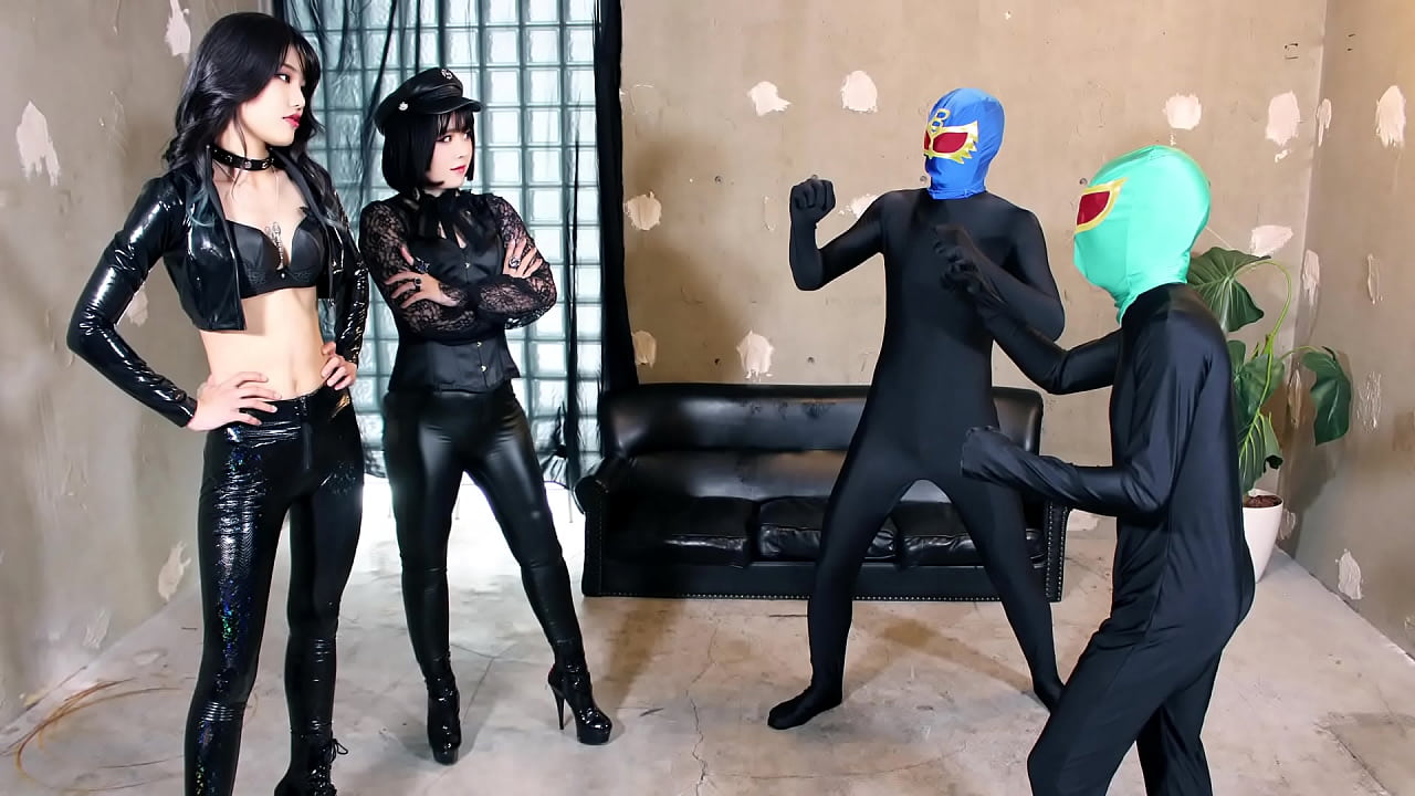 Natsume Hazuki and Hana Mochizuki Mistress Land