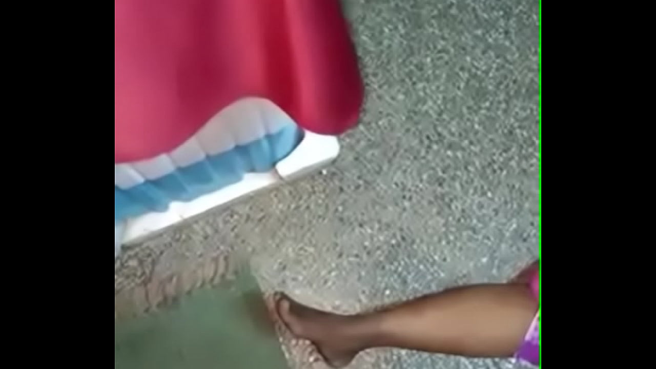 Tamil amma s. captures pussy and navel