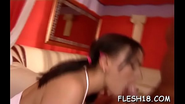 Sugary Lola explores the slut's world