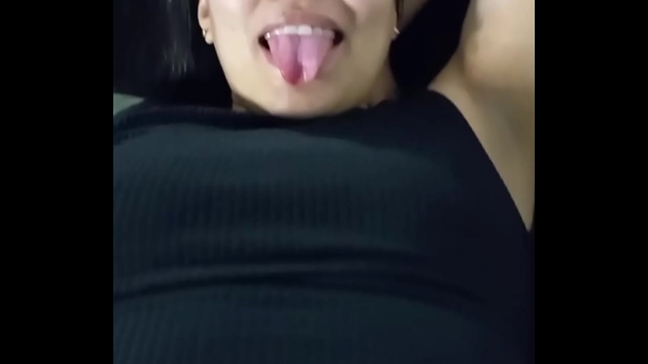 ME COJO A MI PADRASTRO QUE TIENE UNA POLLA GRANDE LLENA DE LECHE PARA MI