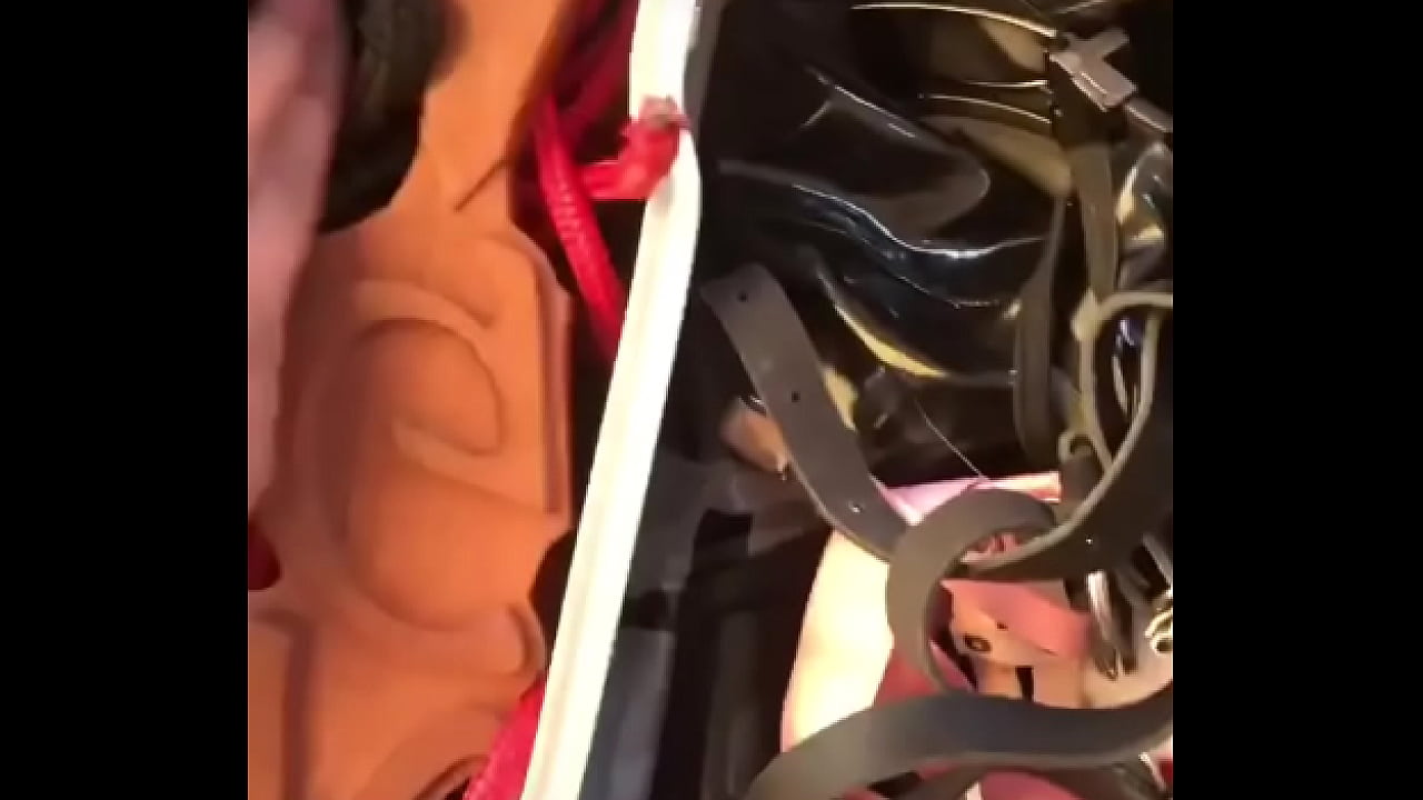 Pra quem vive perguntando... domme vc tem acess&oacute;rios ? Est&aacute; a&iacute; um pouquinho da minha mala de sess&atilde;o !