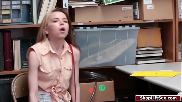 Officer fucks teen shoplifter before letter her go home