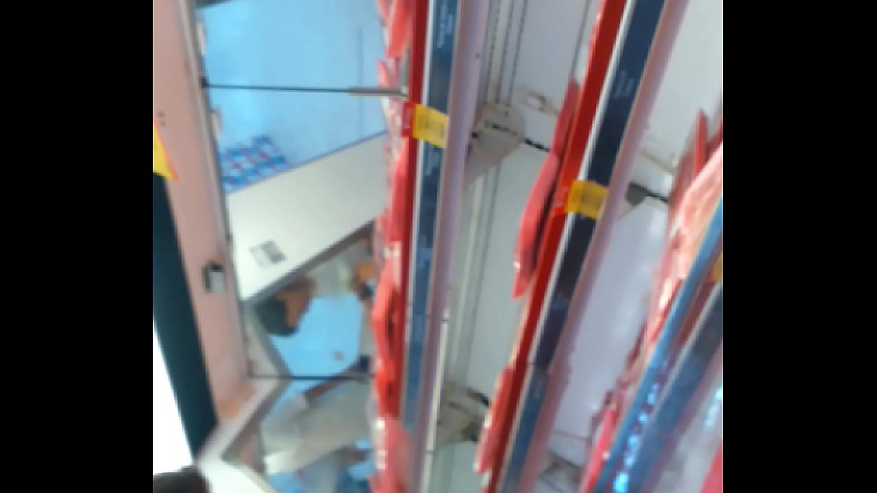 Bajo faldas soriana 3