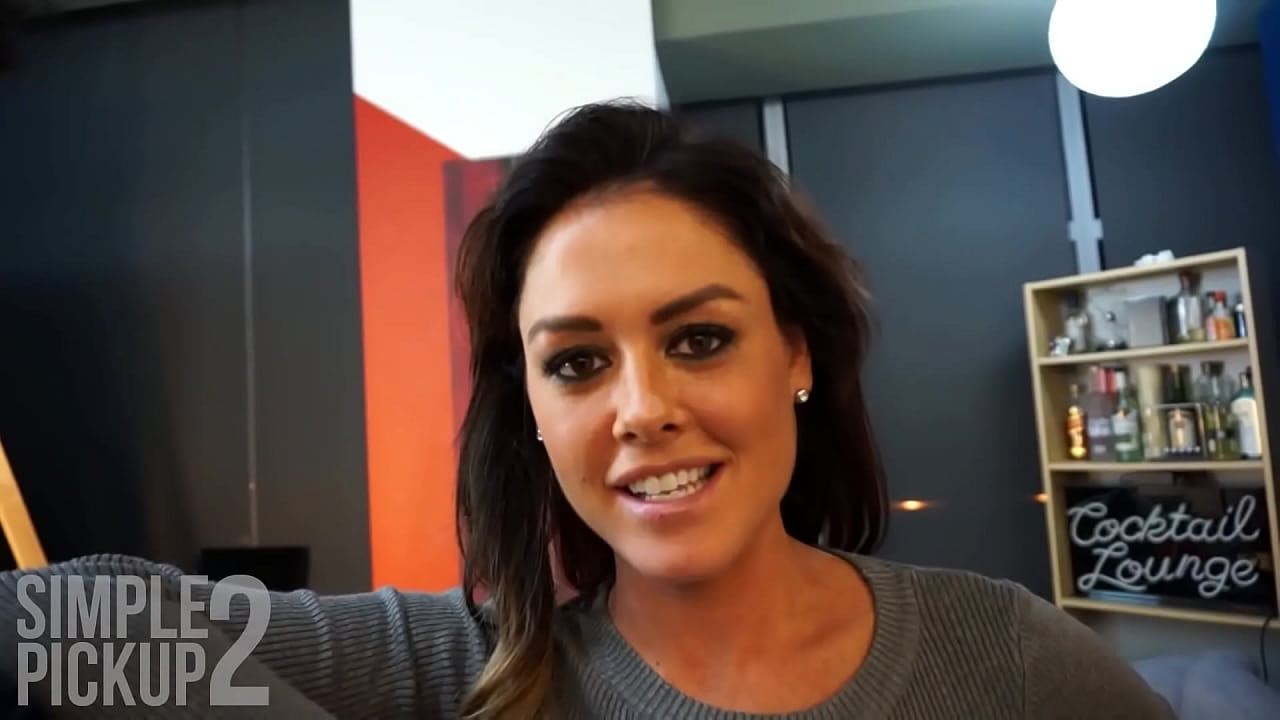 Making Of - Garotas Sendo Masturbadas Tentam Ler Contos De Natal