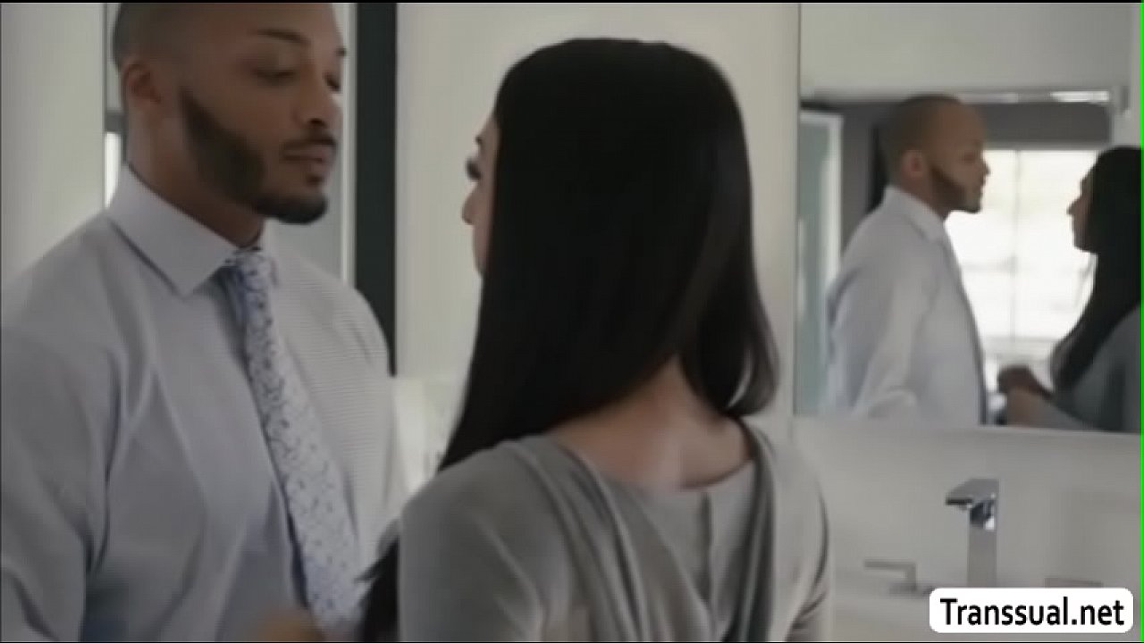 Hot Guy didnt expect to fuck her TBabe Friend Khloe Kays butthole