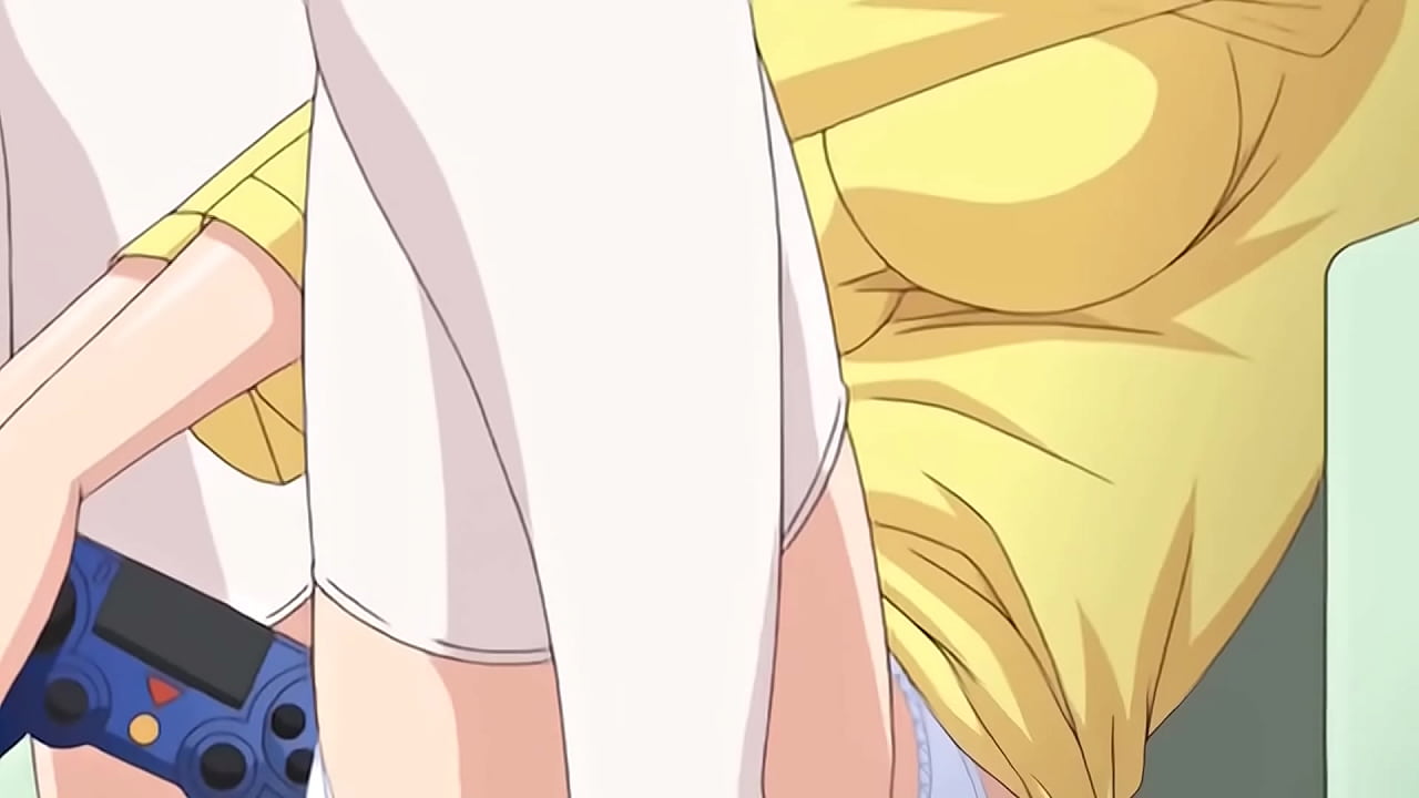 attrap&eacute; ma demisoeur vierge de 18 ans en train de se masturber avec le contr&ocirc;le de ma console henta&iuml;