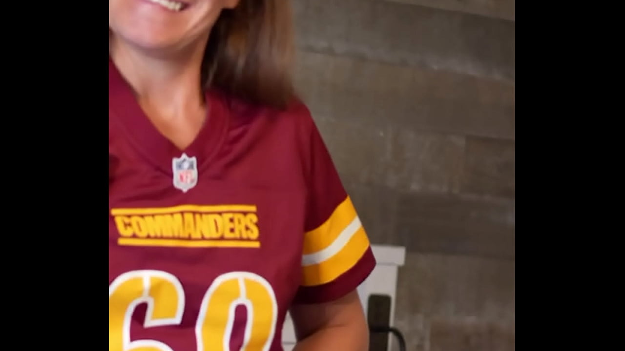 I may know a lot about my Commanders but Mt. Gushmore definitely made it hard to think thanks Motorbunny !