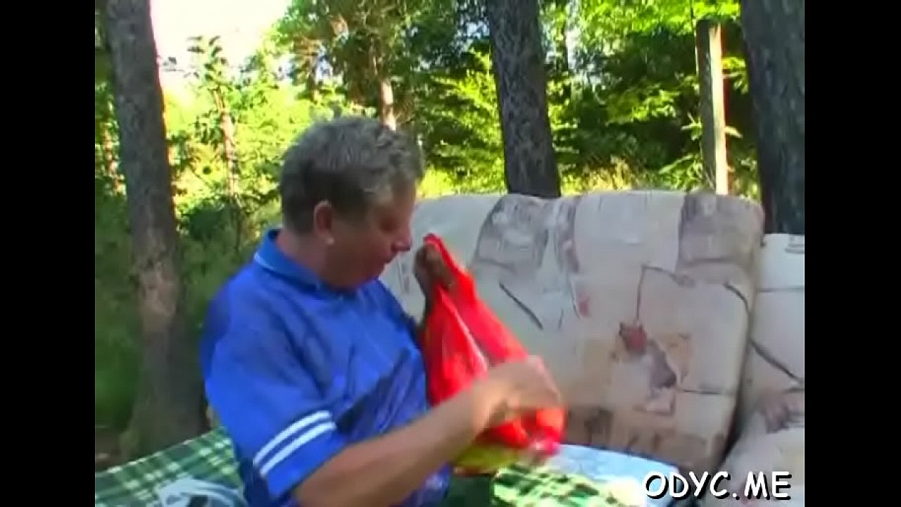 Romantic brunette Stephie bounces on fat rod