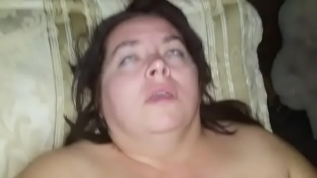 Sexy BBW Uses Dildo and Gets Fucked
