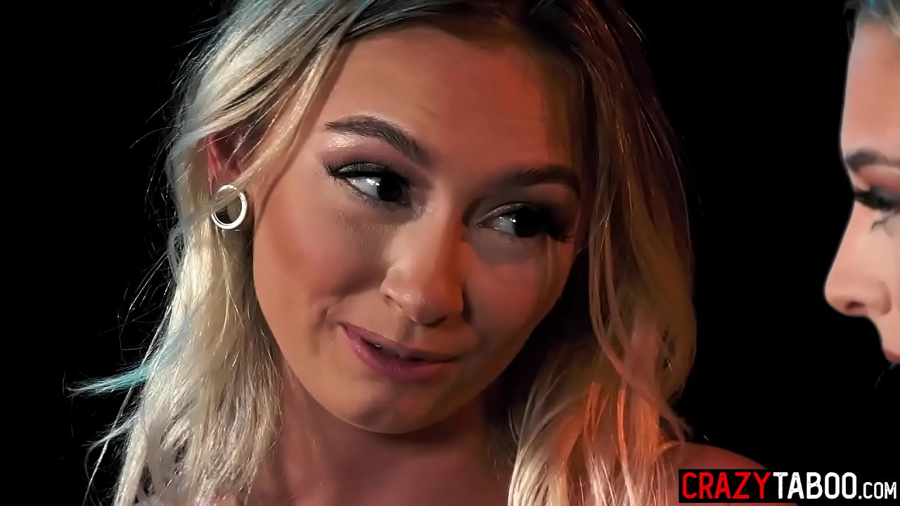 Hot babes Chloe Temple and petite babe with small tits Lily Larimar licking pussies before hardcore pussy fucking with big sex toy